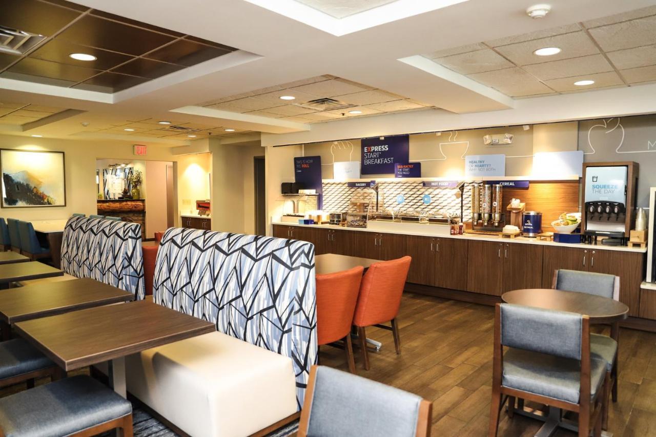 Holiday Inn Express & Suites Donegal By Ihg Esterno foto